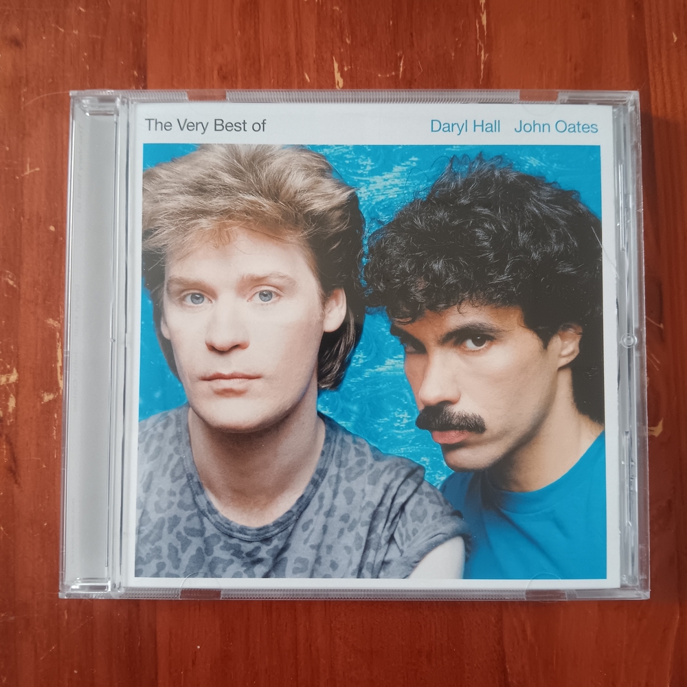 The Very Best of Daryl Hall & John Oates CD - White Case